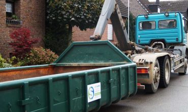 Container-Abladung-Containerdienst-Strack